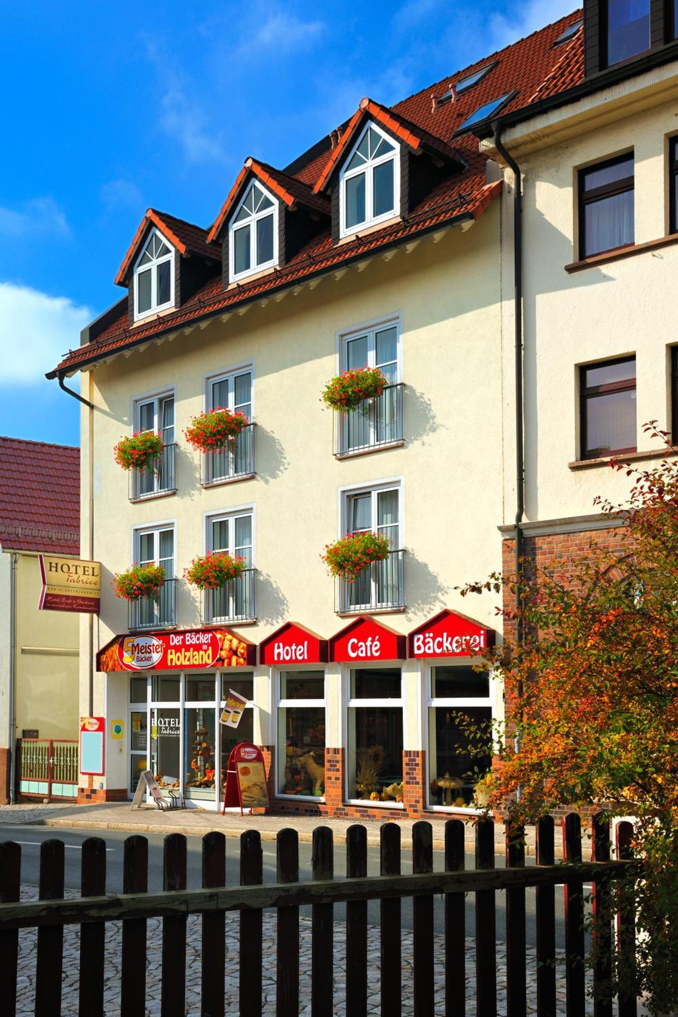Hotel Fabrice Bad Klosterlausnitz Zewnętrze zdjęcie